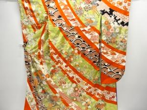 花車模様刺繍振袖(比翼付き)